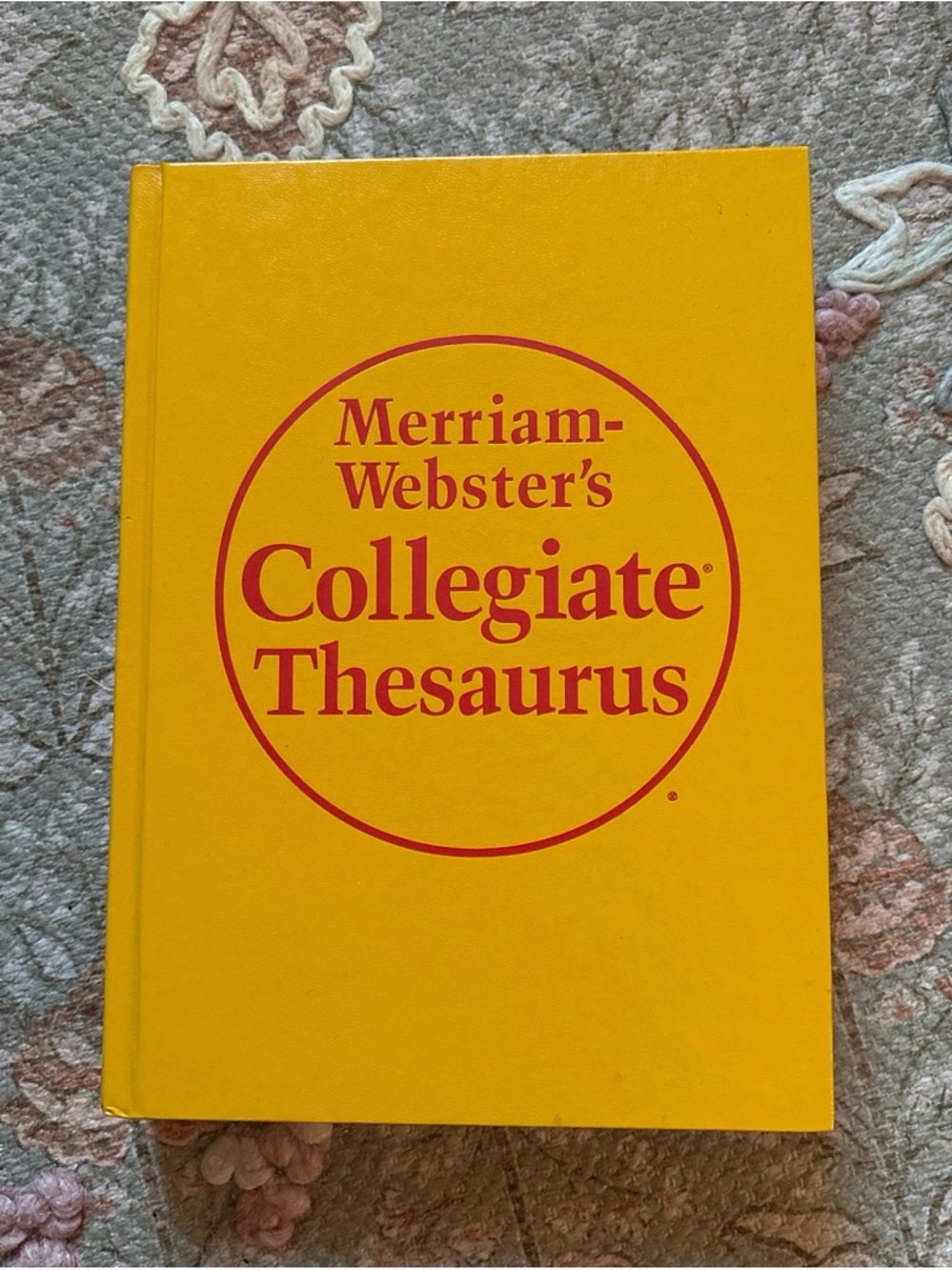 Collegiate Thesaurus - Yellow